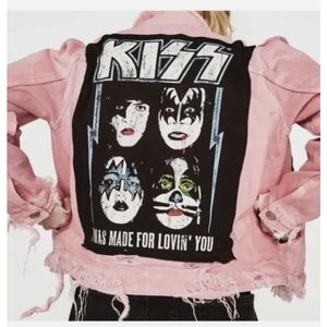 Exclusive “Kiss” Zara Jacket(EUC)